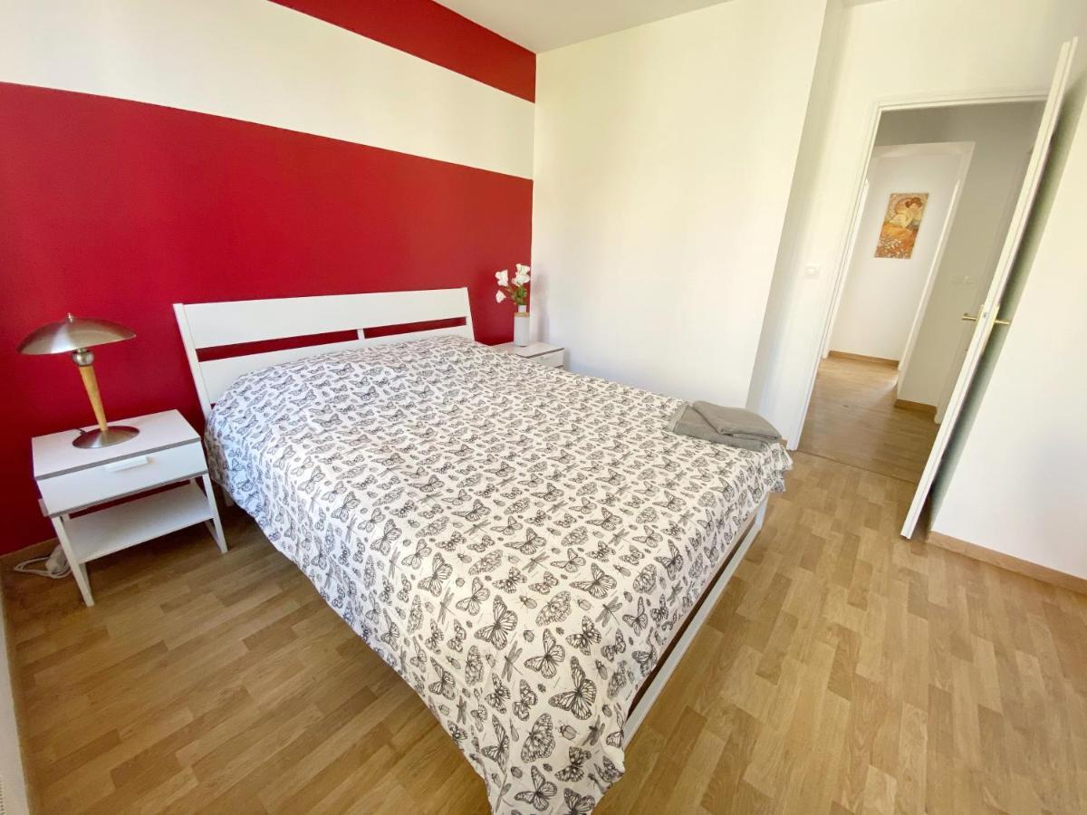 22 Chic & Cosy Grand Appart 92M2 Parking Gratuit Hypercentre Netflix แซงต์-เอเตียน ภายนอก รูปภาพ