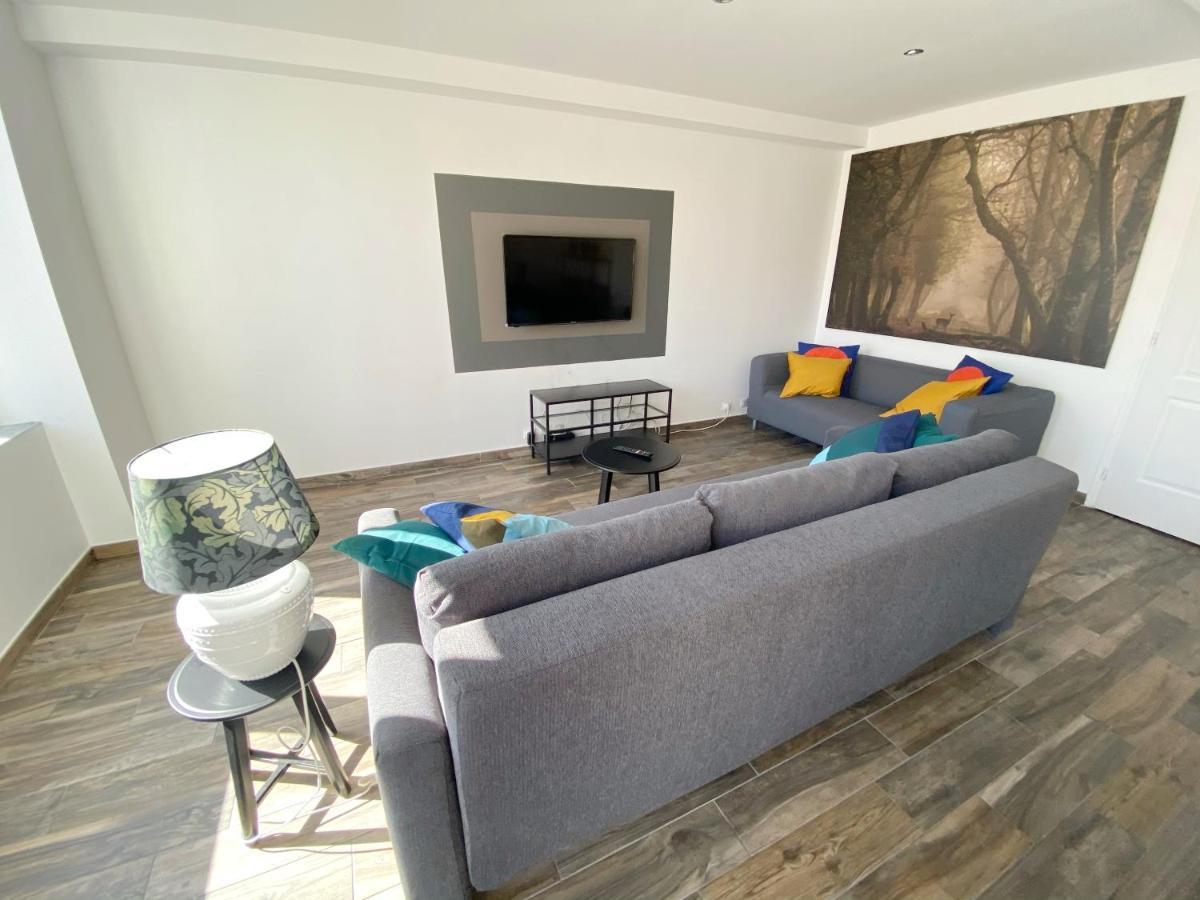 22 Chic & Cosy Grand Appart 92M2 Parking Gratuit Hypercentre Netflix แซงต์-เอเตียน ภายนอก รูปภาพ